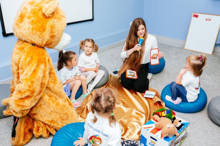 Dlaczego zajęcia grupowe uczą mówienia po angielsku?